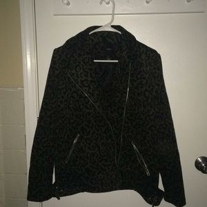 FOREVER 21 Cheetah Print Jacket
